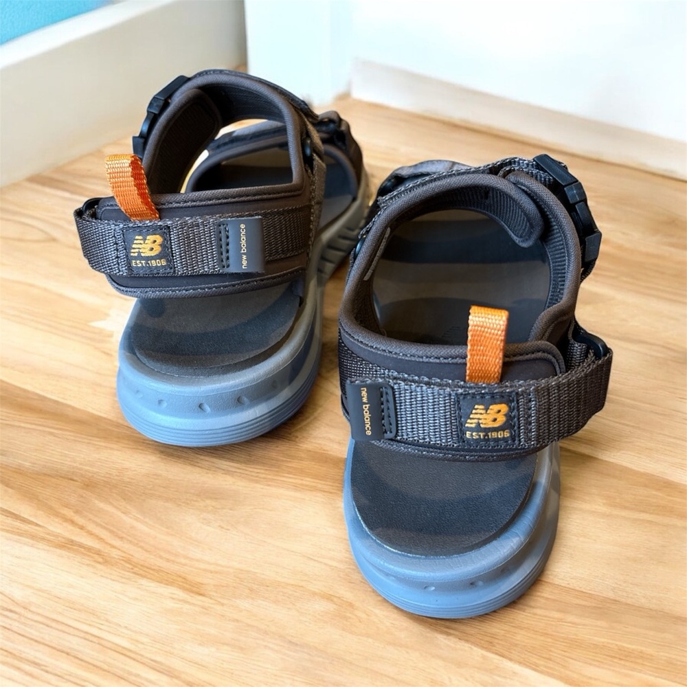 New Balance Brown Sandals - Picture 4 of 15